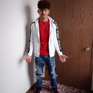 Meet your Posher, Elvin